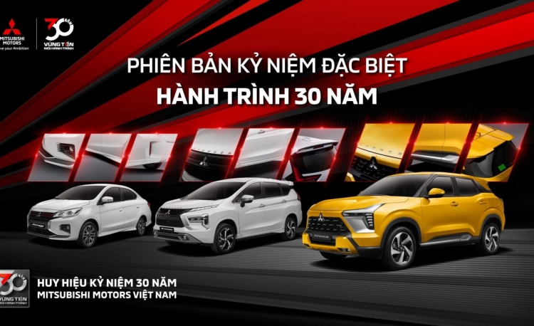 BỘ 3 XE PHIÊN BẢN ĐẶC BIỆT KỶ NIỆM 30 NĂM CỦA MITSUBISHI MOTORS VIỆT NAM